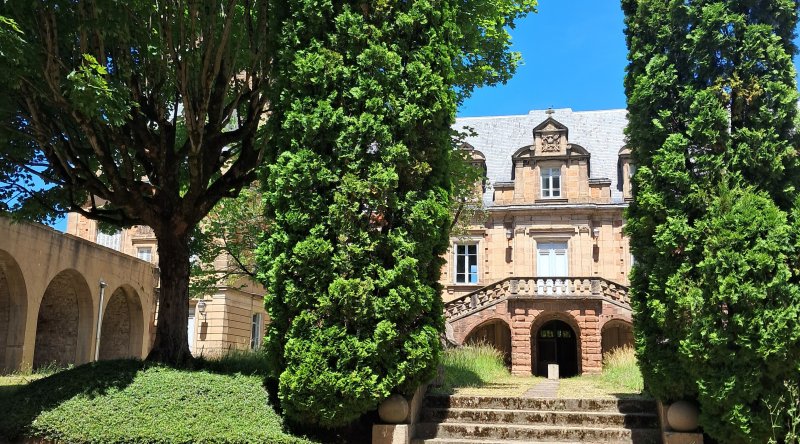 Curage et déplombage du Palais Épiscopal de Rodez
